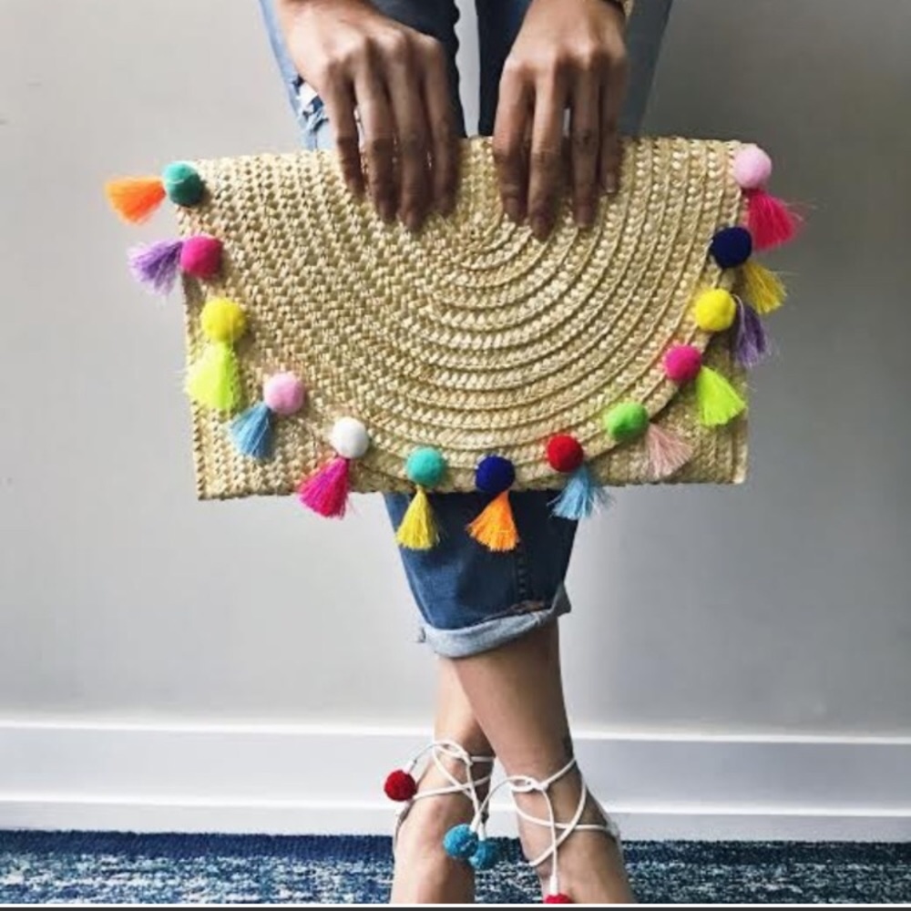 ‘LOLA’ Pom Pom Handmade Straw Clutch Bag - Picture 3 of 3